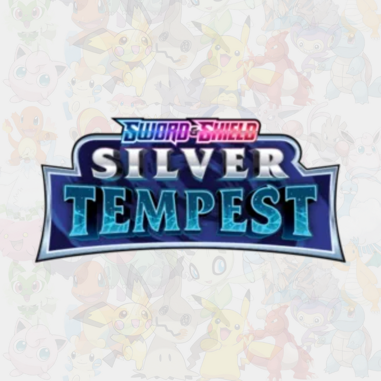 Logotyp för Pokémon TCG-setet Sword & Shield: Silver Tempest, med iskall blå och silverfärgad text som framhävs mot en bakgrund av Pokémon-silhuetter.